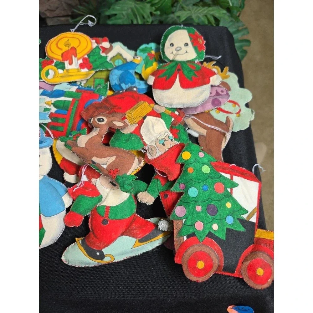 Vintage Lot of Handmade Felt Christmas Die Cuts Patches ornaments decals Craft
